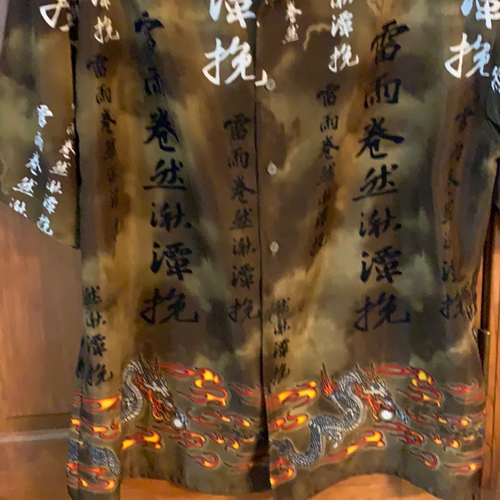 New City Impact Mens Shirt with Dragons XL